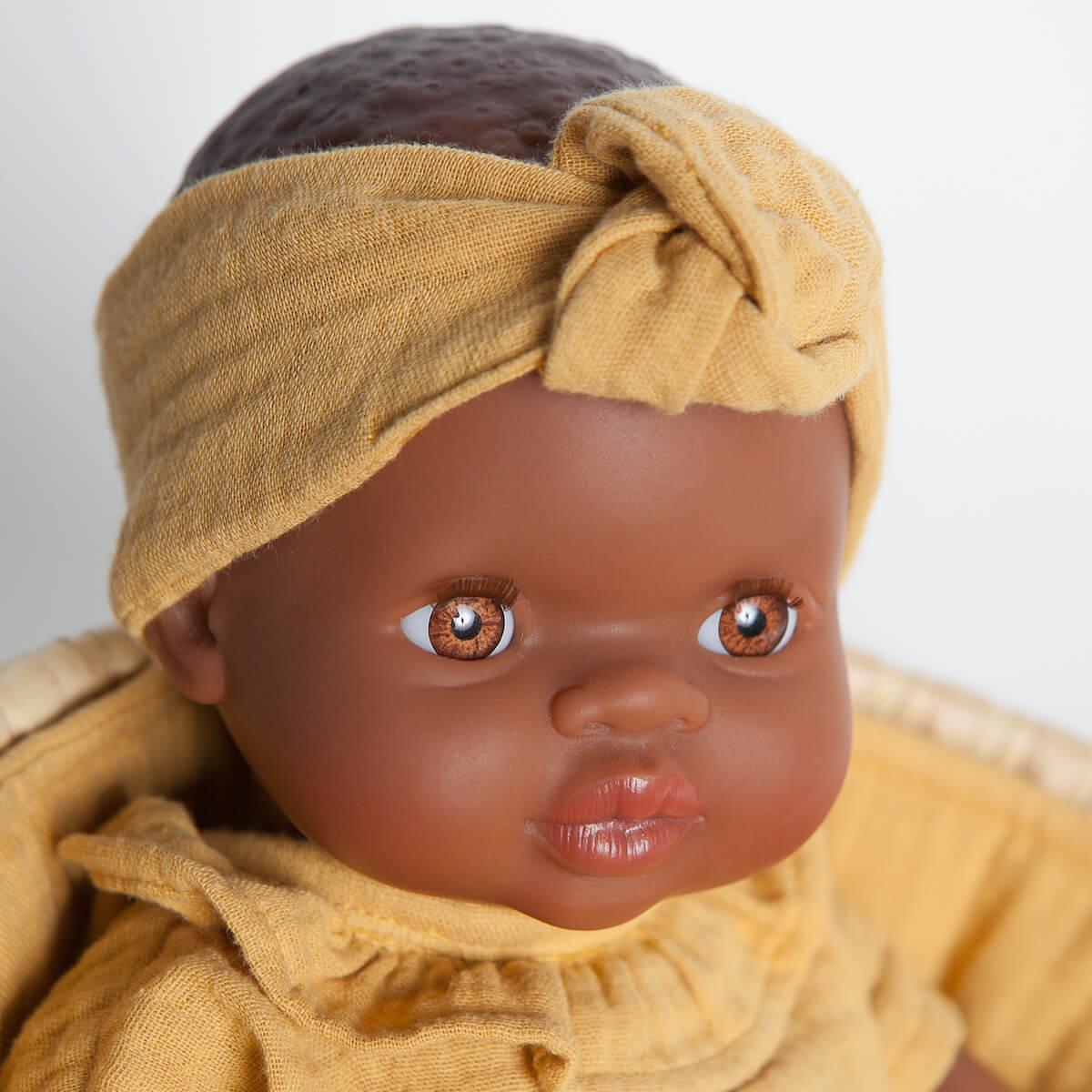 Poupée Noah BOBBLE moutarde