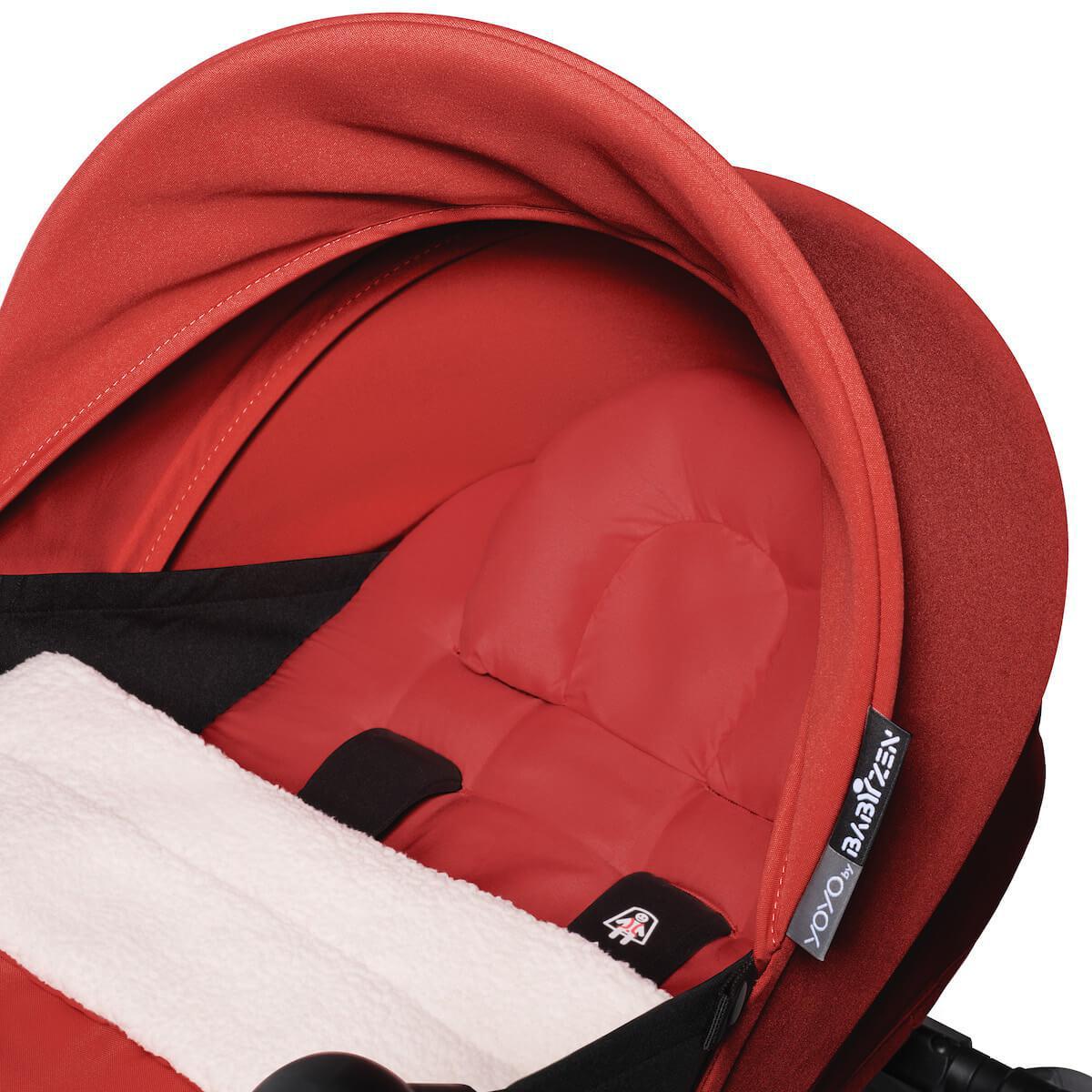 Poussette BABYZEN YOYO² complète 0+/6+ et nacelle blanc-rouge