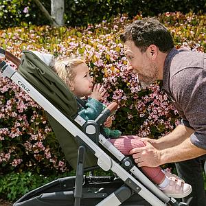 Poussette CRUZ V2 Uppababy Hazel olive-silver-saddle leather