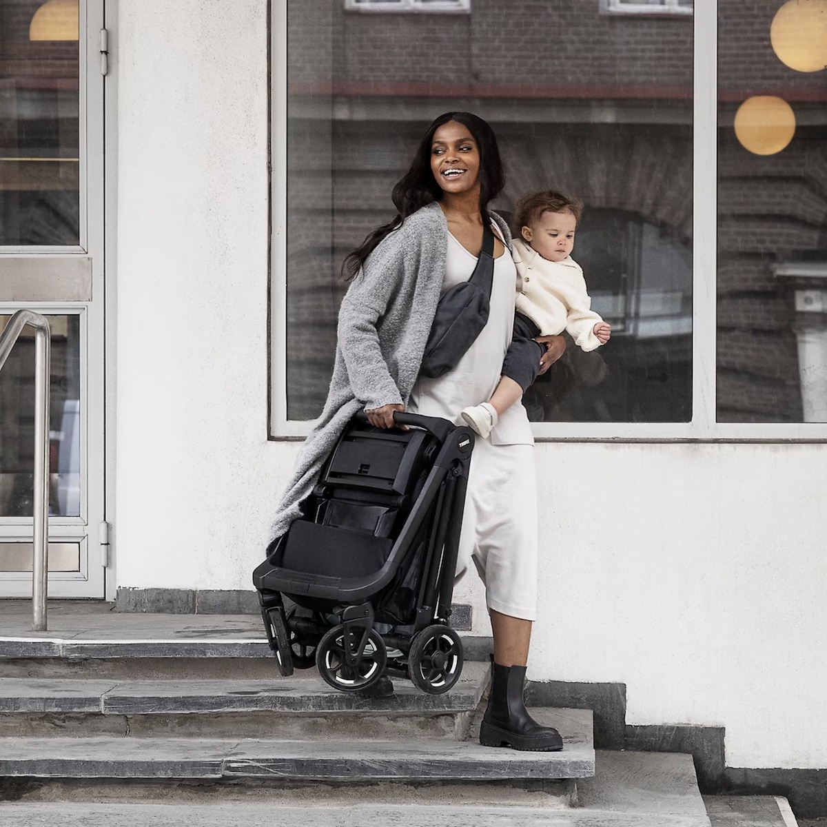 Poussette SHINE Thule Black-Black