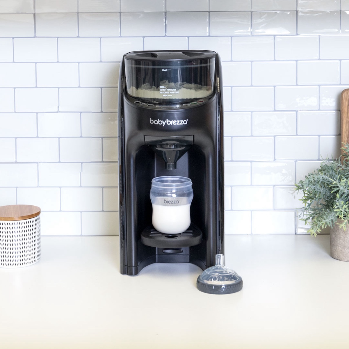 Préparateur de biberons automatique Formula Pro Advanced Baby Brezza All Black
