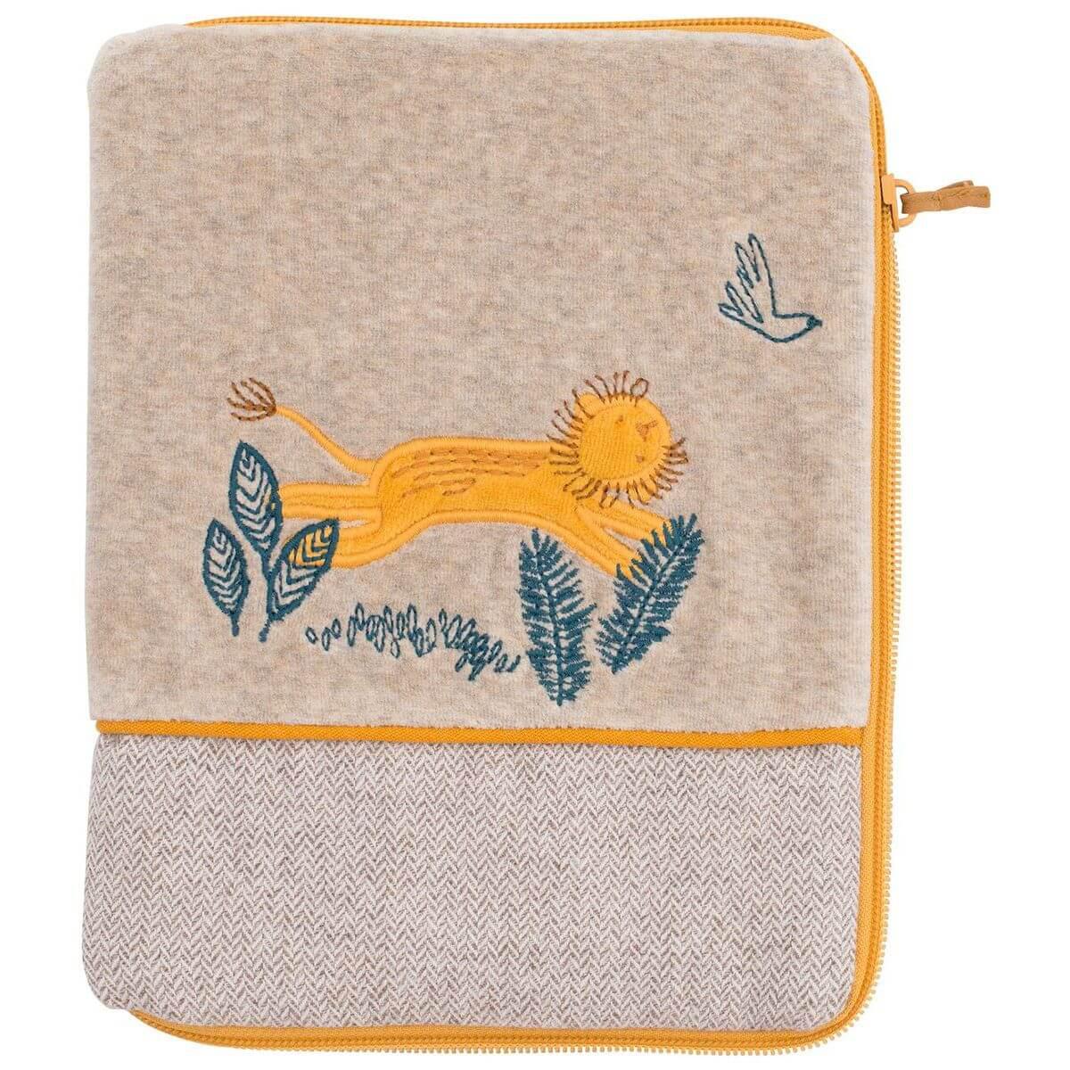 Protège carnet de santé lion SOUS MON BAOBAB Moulin Roty