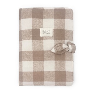 Protege carnet sante KNOT Babyshower vichy caramel