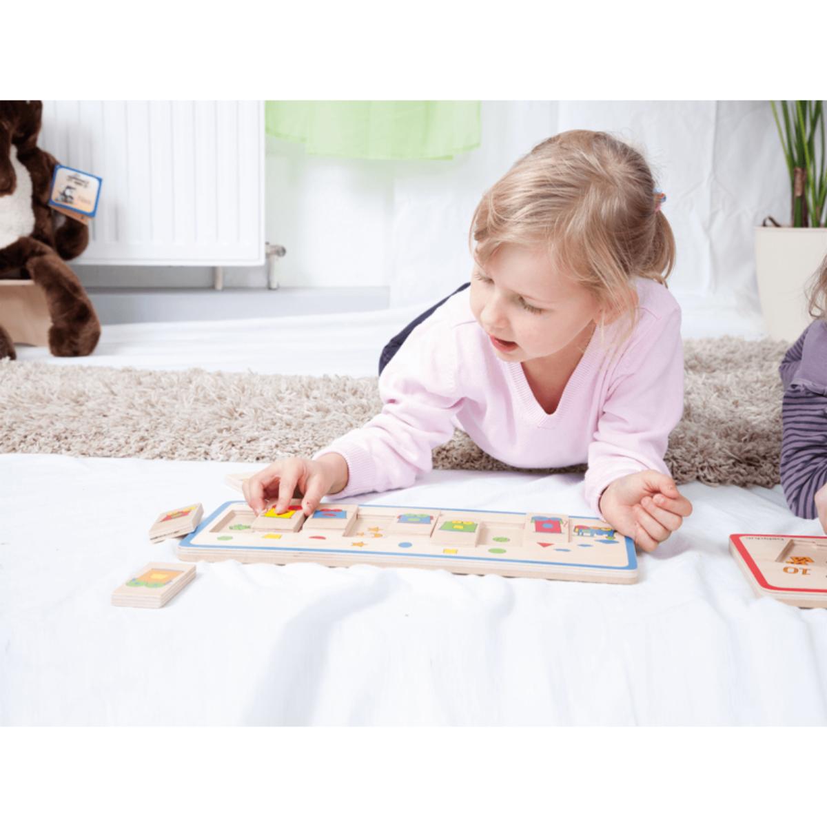 Puzzle association Train de formes Beleduc