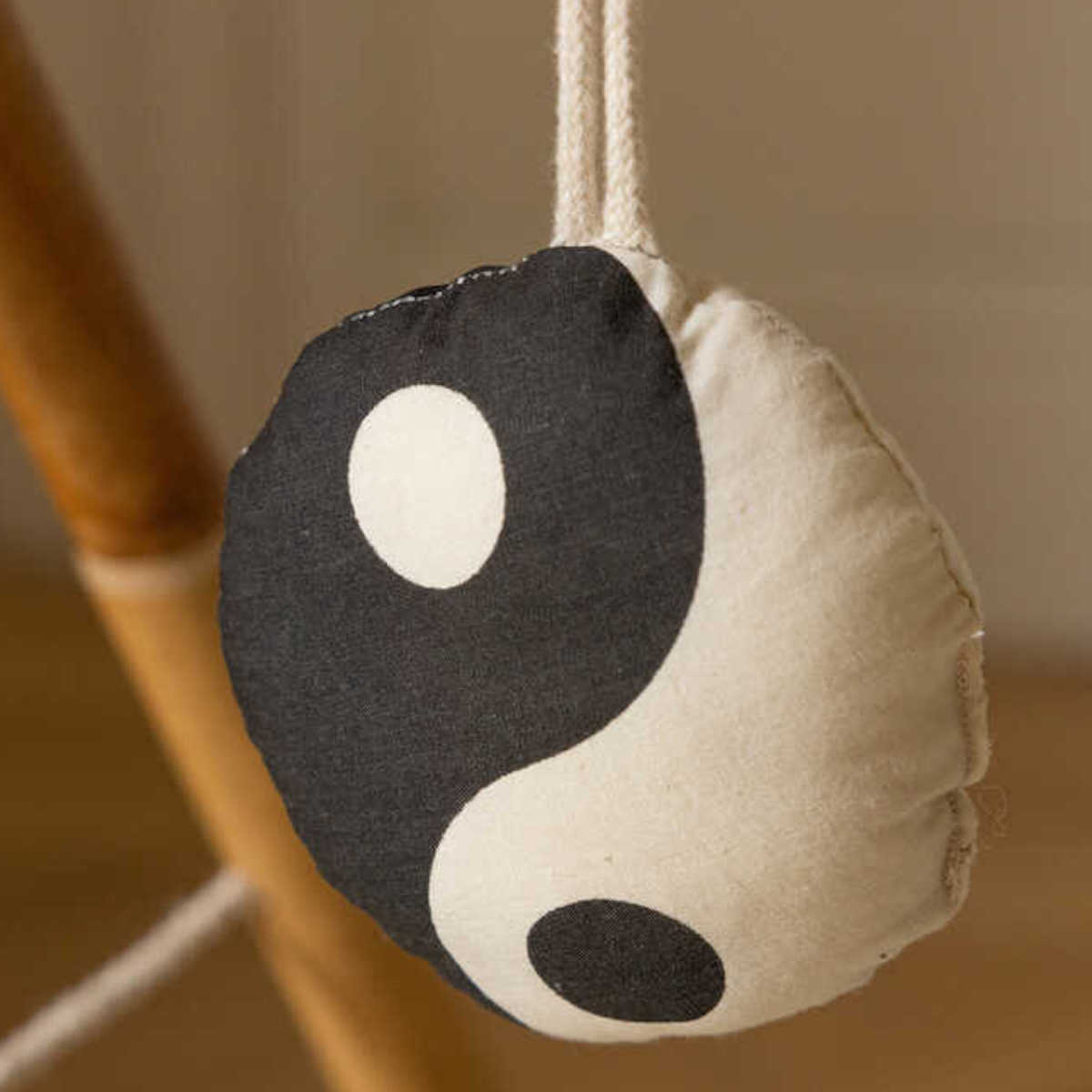 Set 3 jouets de suspension PANDA Lorena Canals