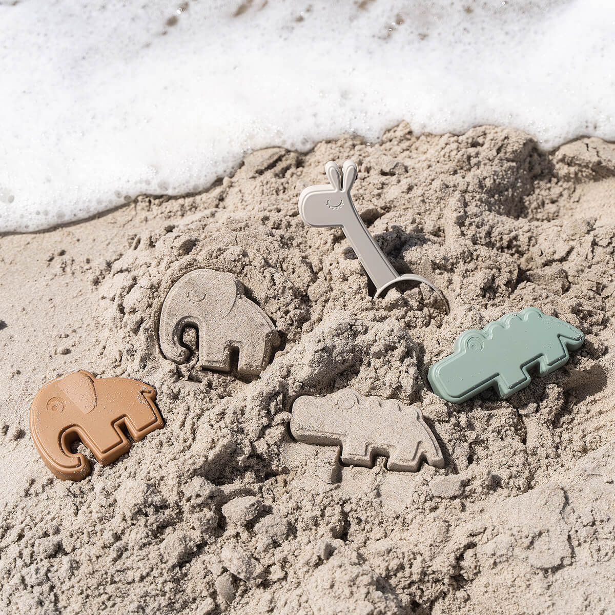 Set jouets de plage 5 pcs DEER FRIENDS Done by Deer Powder mix
