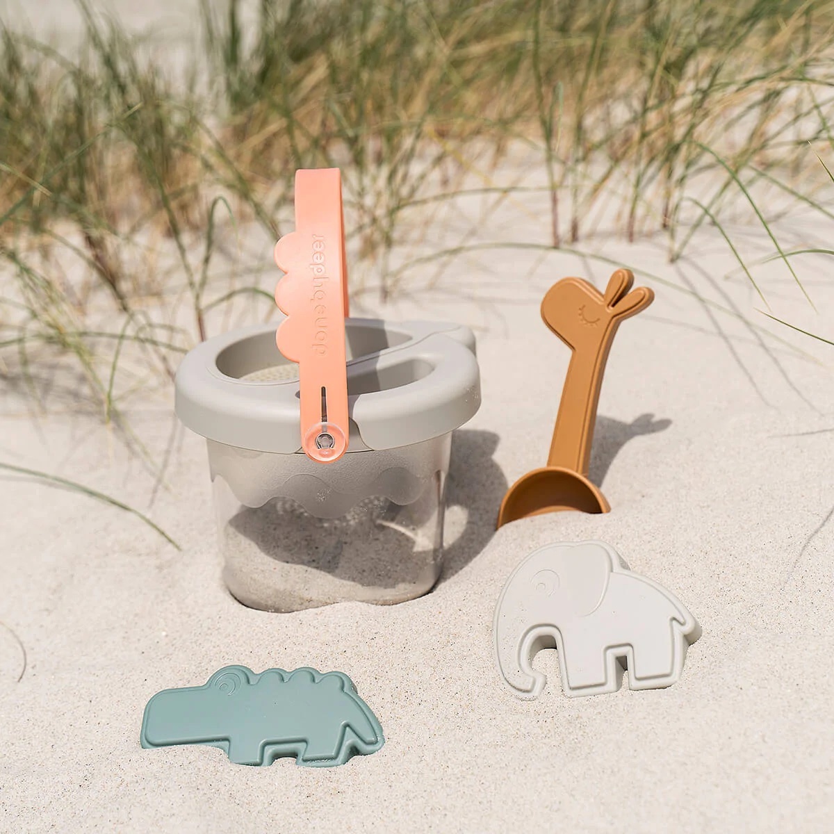 Set jouets de plage 5 pcs DEER FRIENDS Done by Deer Sand mix