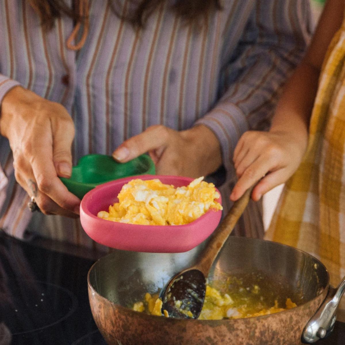 Set vaisselle assiette cuillère RAMONA THE RADISH Oli & carol