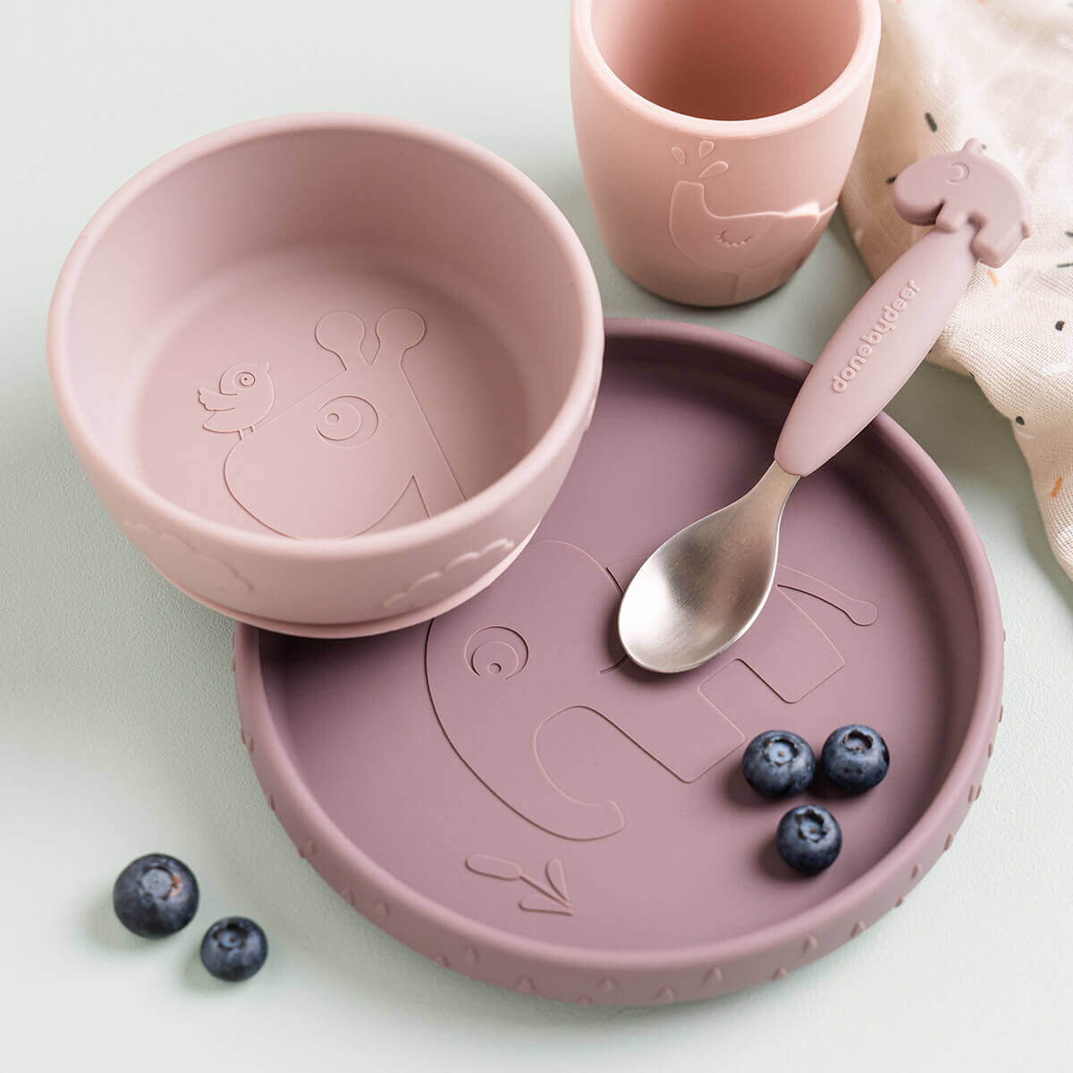 Set vaisselle silicone STICK&STAY Done by Deer Powder