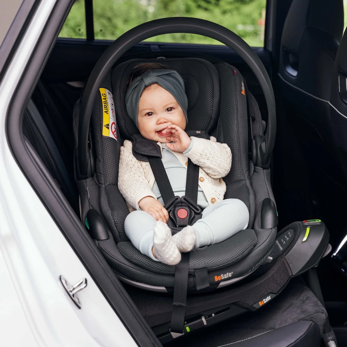 Siège auto bébé portable Go Beyond Besafe fresh black cab