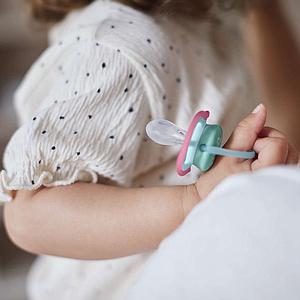 Sucettes +18M AIR GIRL Avent Giraffe Chat