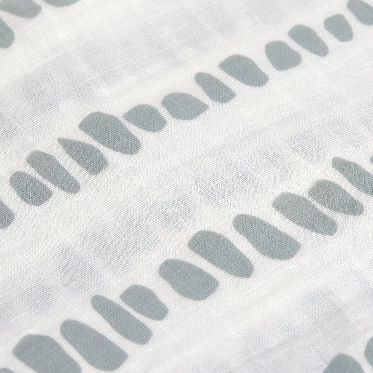Swaddle & Burp Blanket L Strokes silver grey, Laessig
