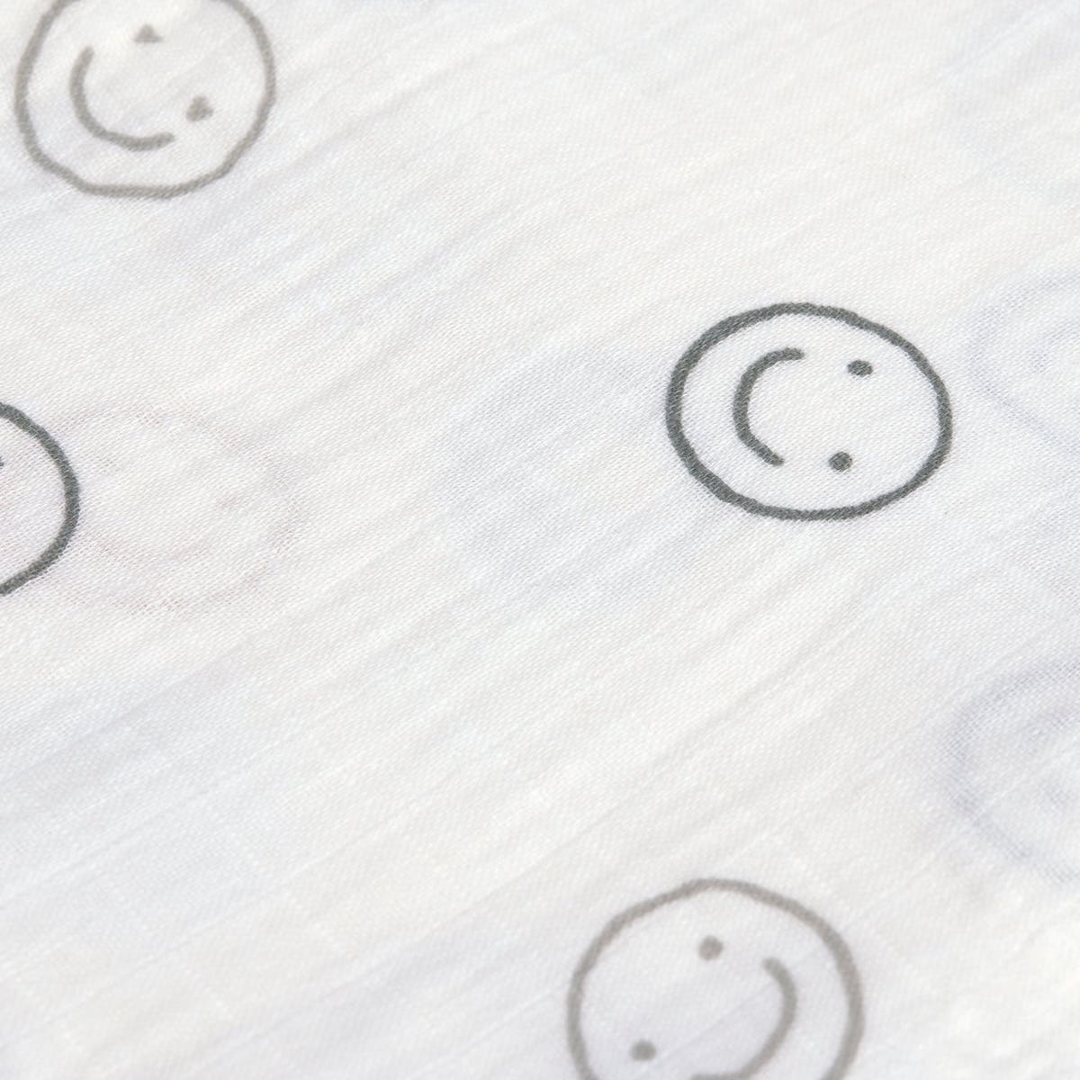 Swaddle & Burp Blanket L Tiny Smile maple, Laessig