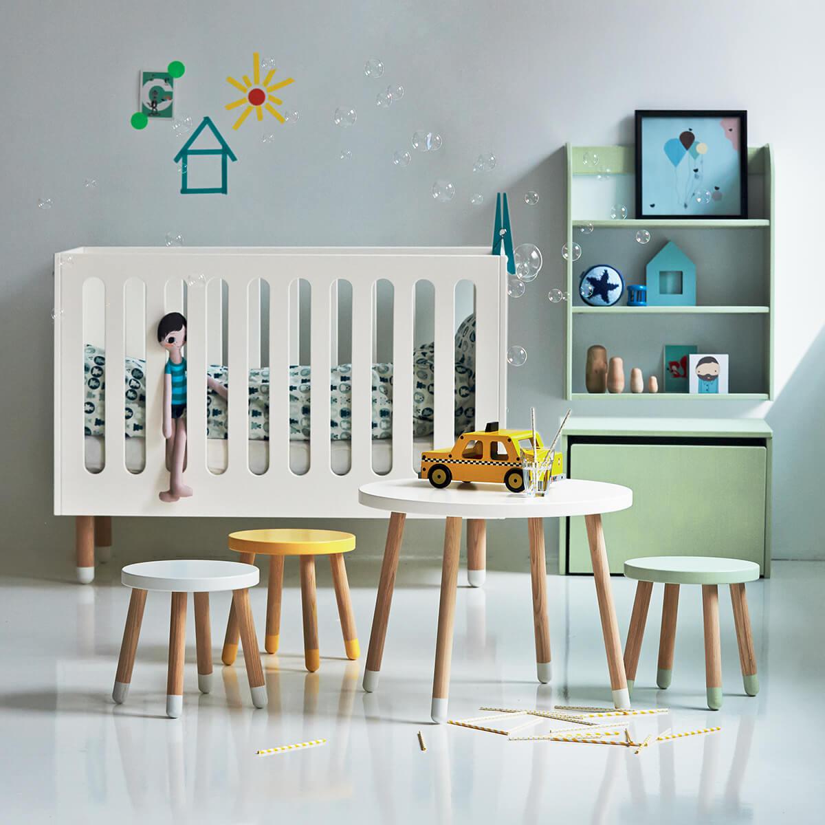 Table enfant ronde 60cm DOTS Flexa chêne-kiwi