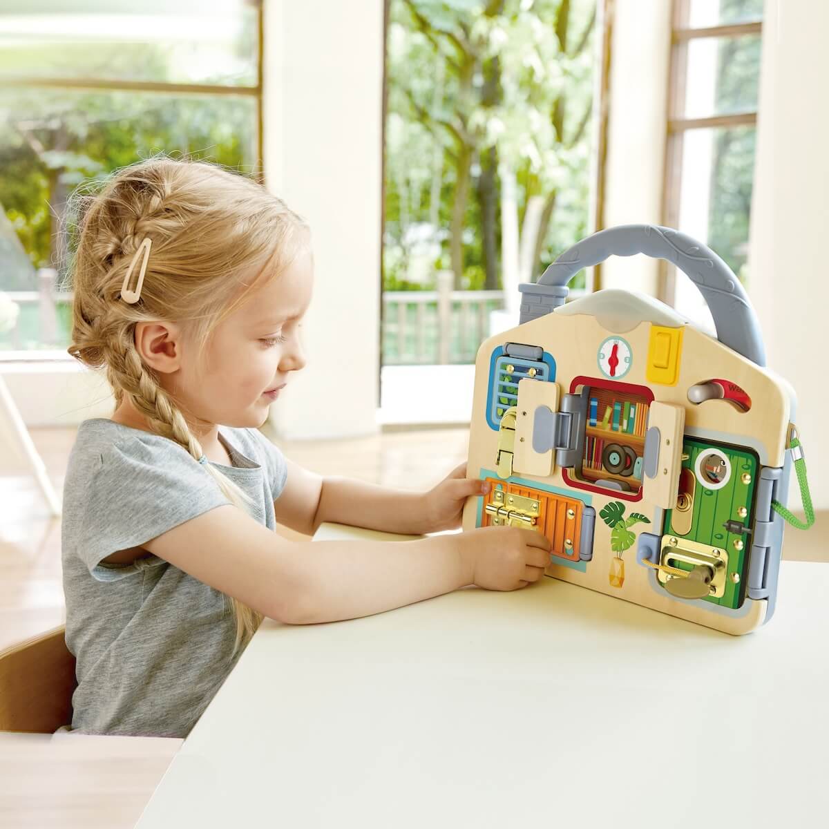 Tableau d'activités multi fermetures Hape