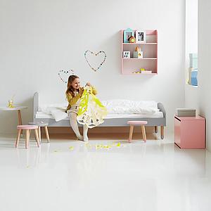 Tabouret enfant 30cm DOTS Flexa chêne-cherry