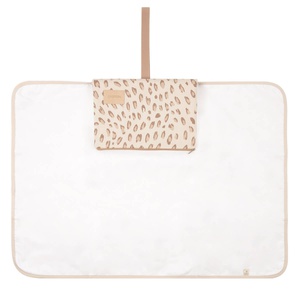 Tapis à langer HYDE PARK Nobodinoz Leonie Latte