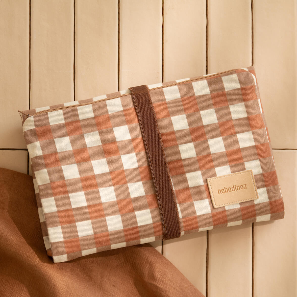 Tapis à langer HYDE PARK Nobodinoz Terracotta Checks