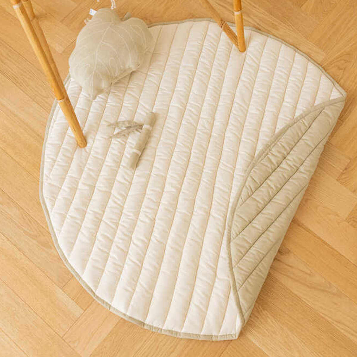 Tapis de jeu BAMBOO Lorena Canals Leaf