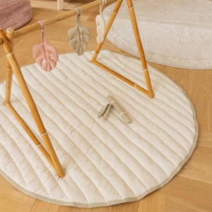 Tapis de jeu BAMBOO Lorena Canals Leaf