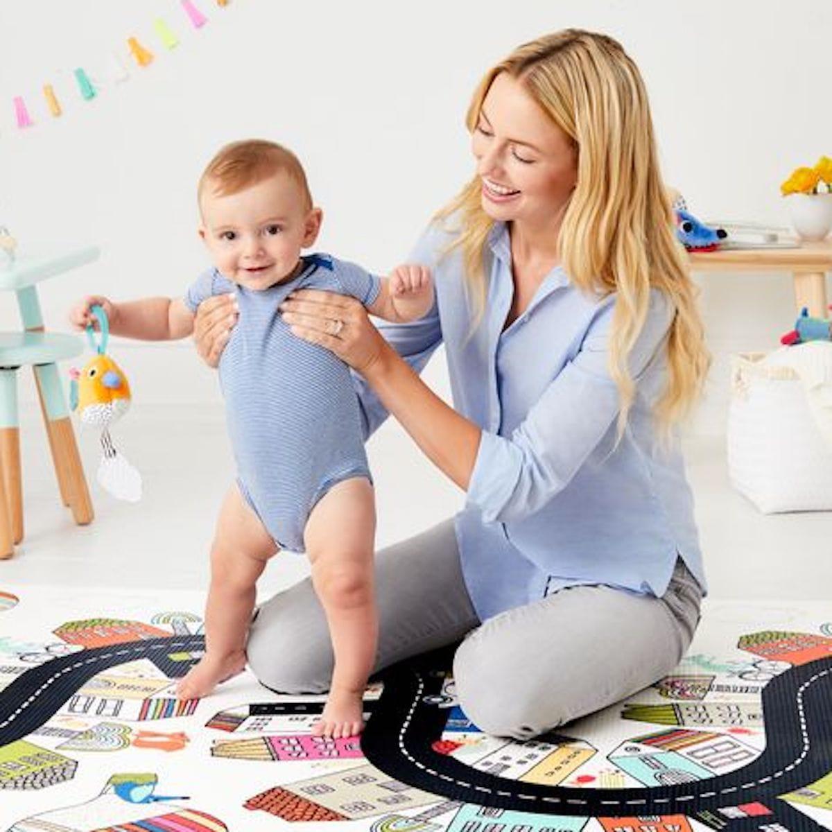 Tapis d'éveil bébé VILLAGE DOUBLEPLAY Skip Hop