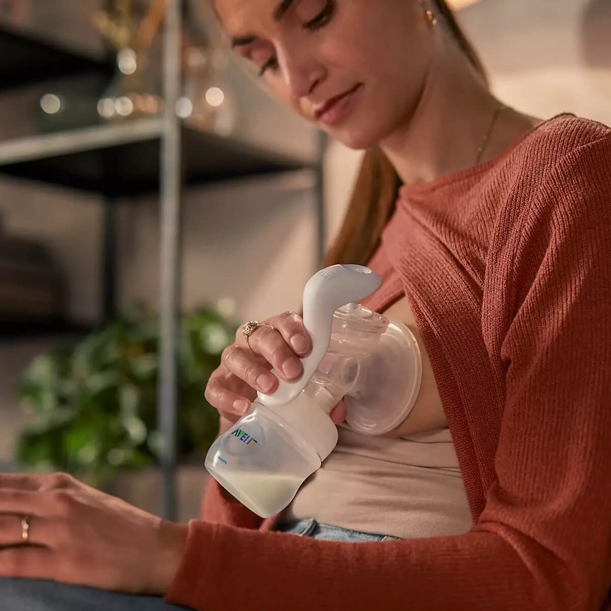 Tire lait manuel avec biberon Avent