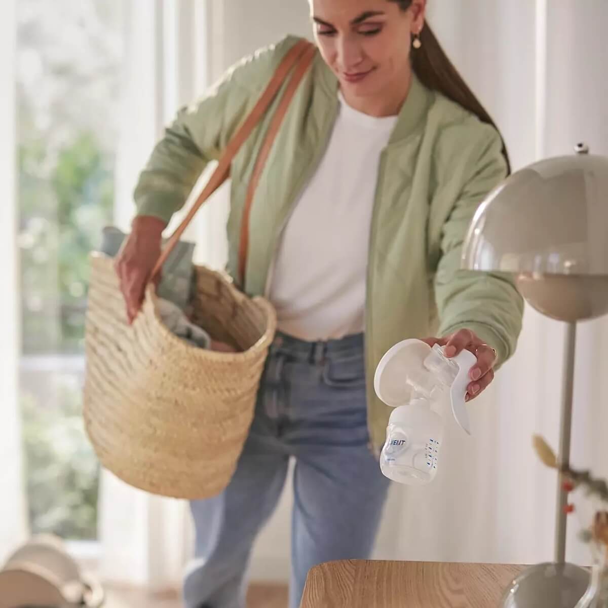 Tire lait manuel avec biberon Avent