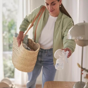 Tire lait manuel avec biberon Avent