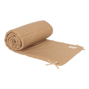 Tour de lit NEST STORIES Nobodinoz blush little cherries