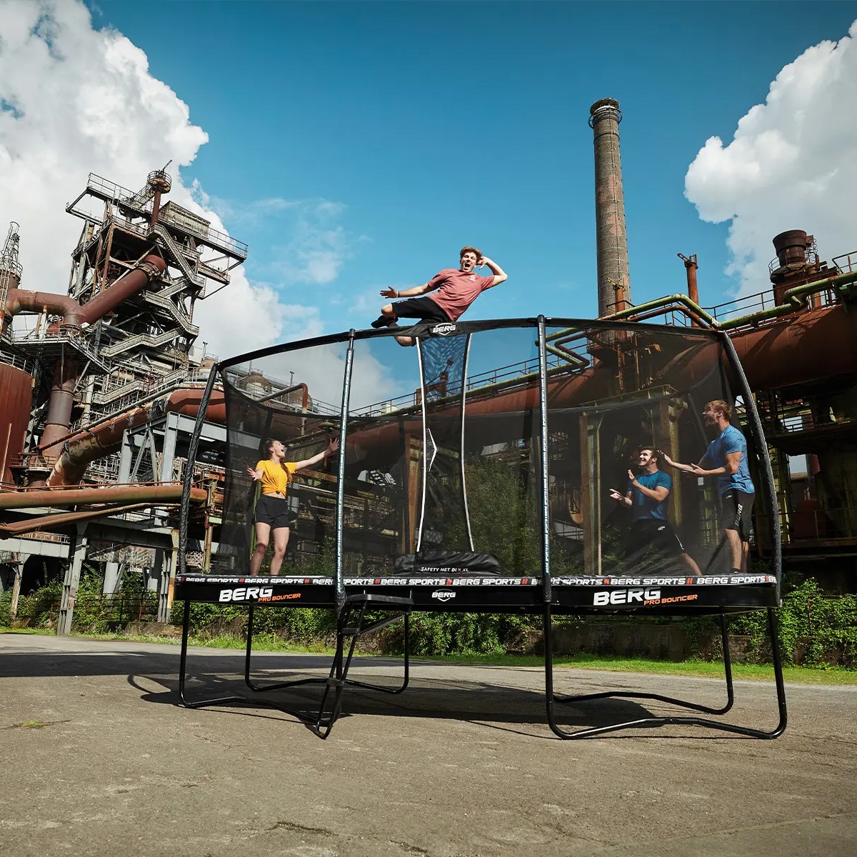 Trampoline 500cm Regular SPORTS ULTIM PRO BOUNCER + Safety Net XL Berg