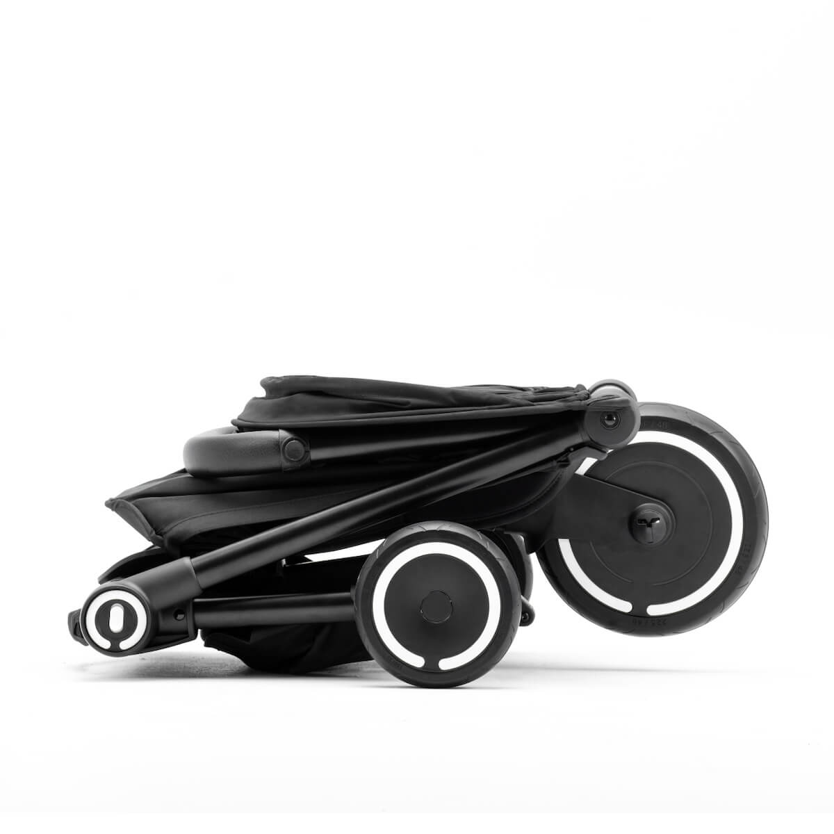 Tricycle TRAVELER Smartrike black