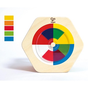 Trieur de formes en bois Hape