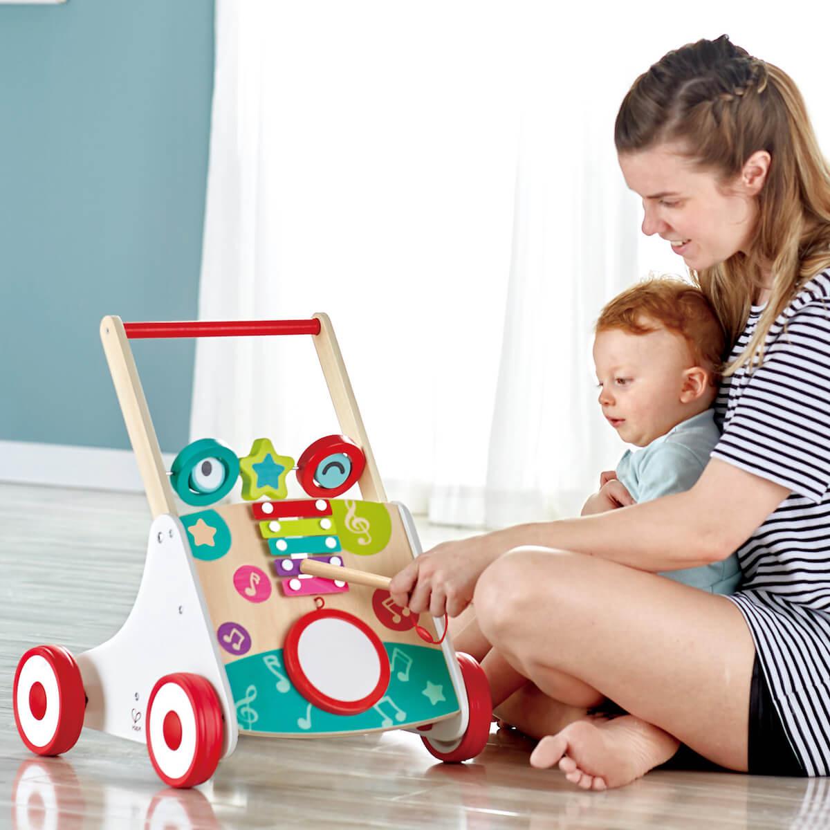 Trotteur MON PREMIER Hape
