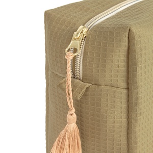 Trousse de toilette 25x16cm DIVA OPERA Nobodinoz olive green
