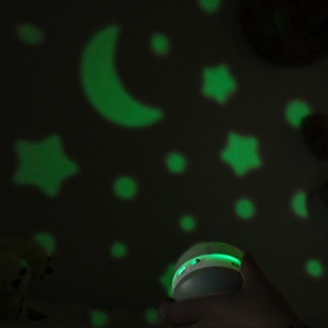 Veilleuse PIXIE TORCH Beaba verde