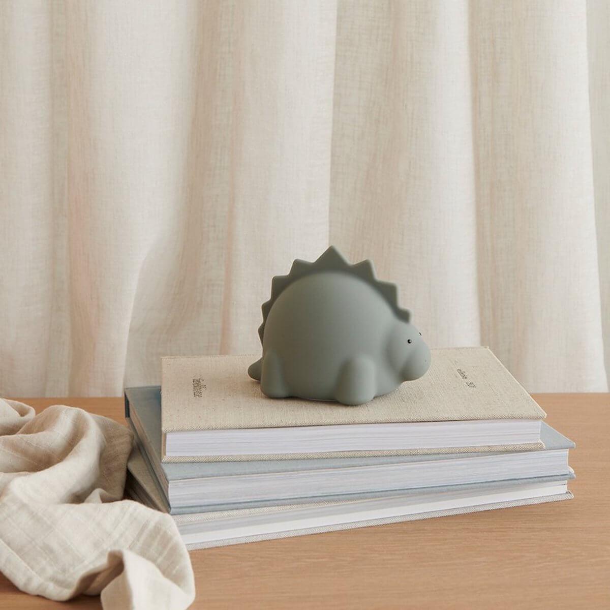 Veilleuse WINSTON Liewood Dino faune green