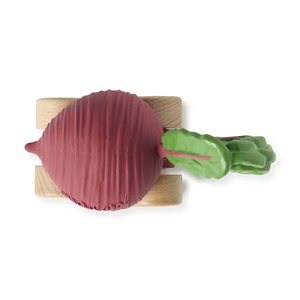 Voiture BETTY THE BEETROOT CAR Oli and Carol