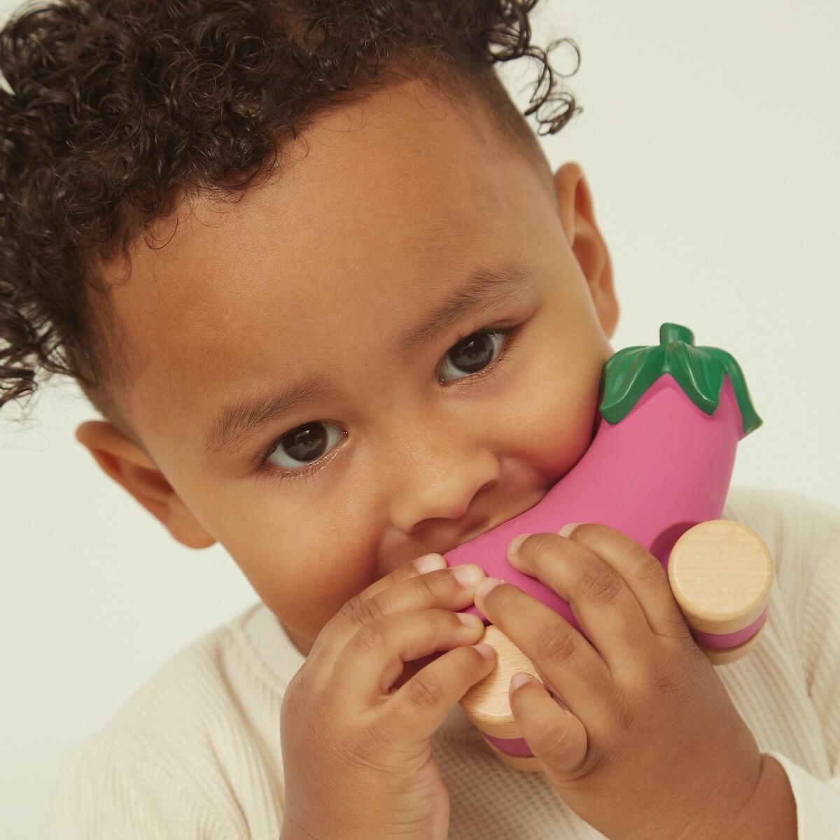 Voiture EMMA THE EGGPLANT CAR Oli and Carol