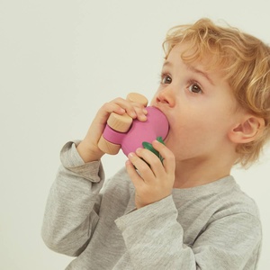 Voiture EMMA THE EGGPLANT CAR Oli and Carol