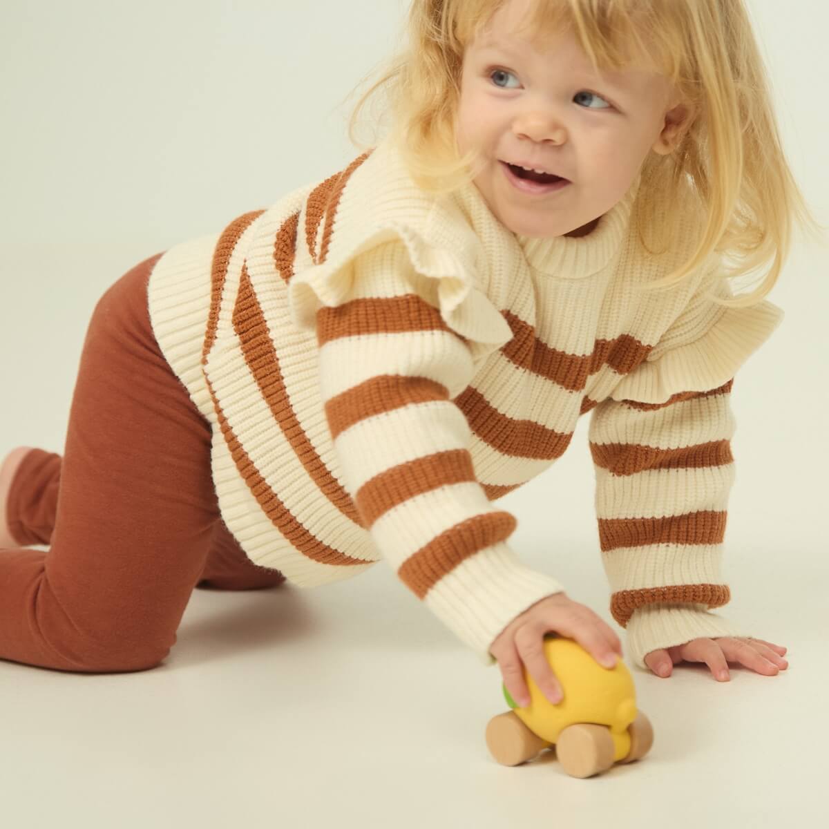 Voiture LOU THE LEMON CAR Oli and Carol