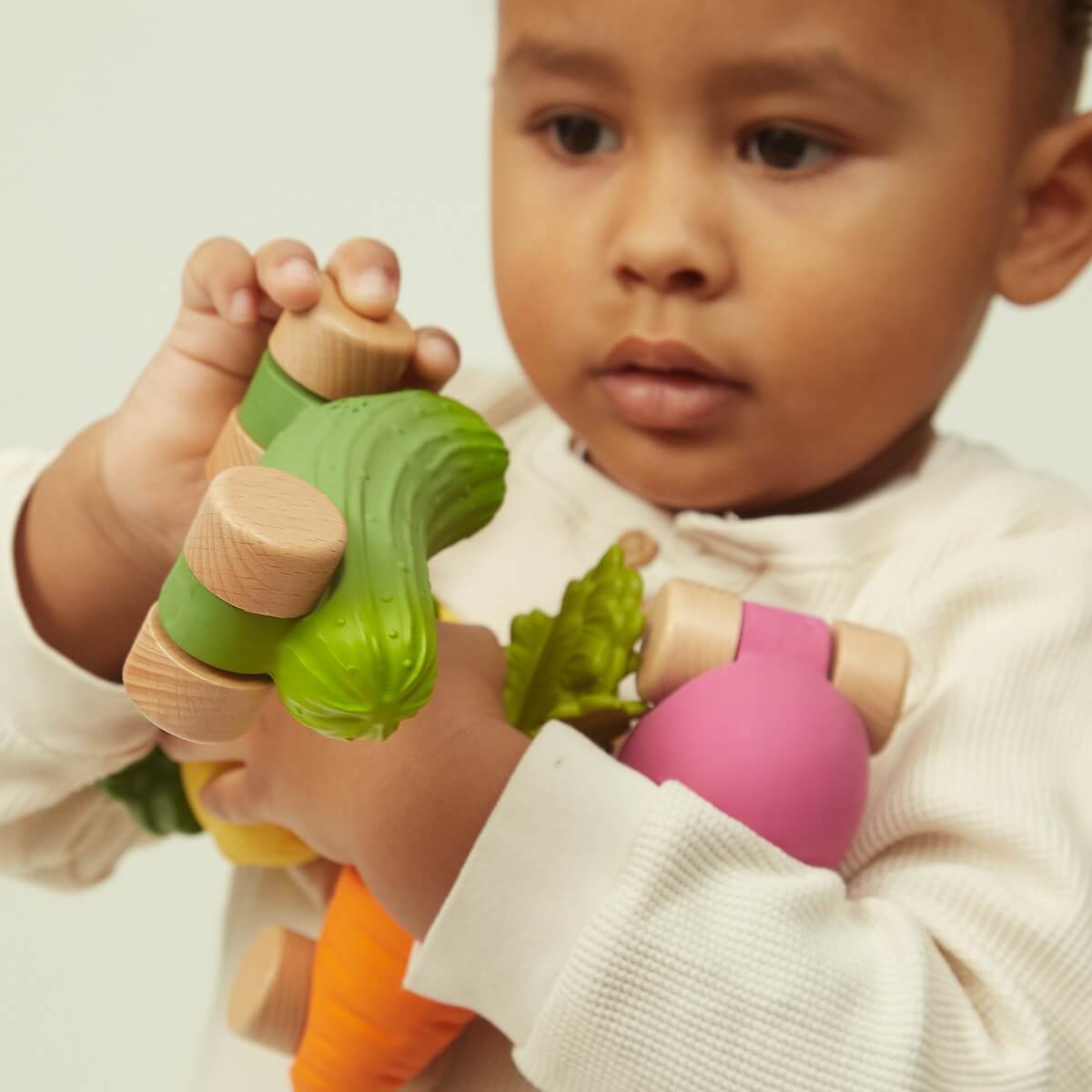 Voiture PEPINO THE CUCUMBER CAR Oli and Carol