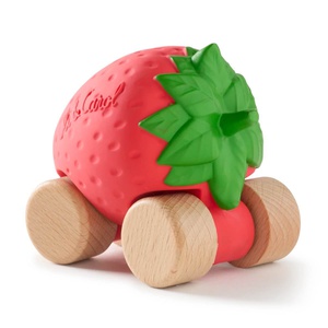 Voiture SWEETIE THE STRAWBERRY CAR Oli&Carol
