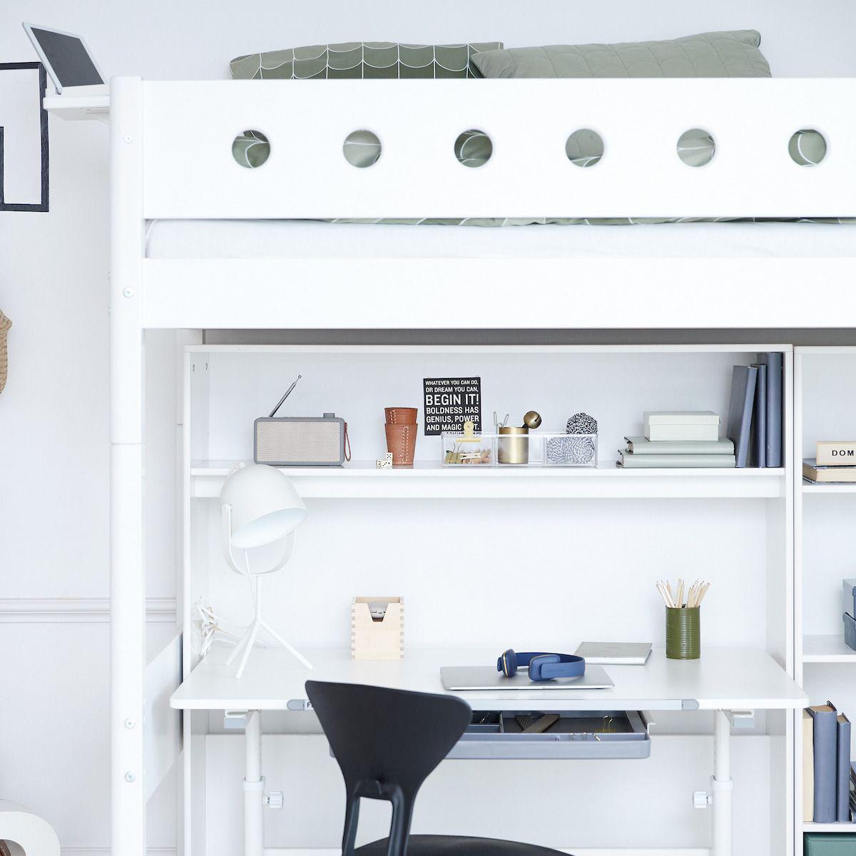 WHITE by Flexa Lit mezzanine en MDF 90x200 cm avec barrière de sécurité blanche et pieds blancs