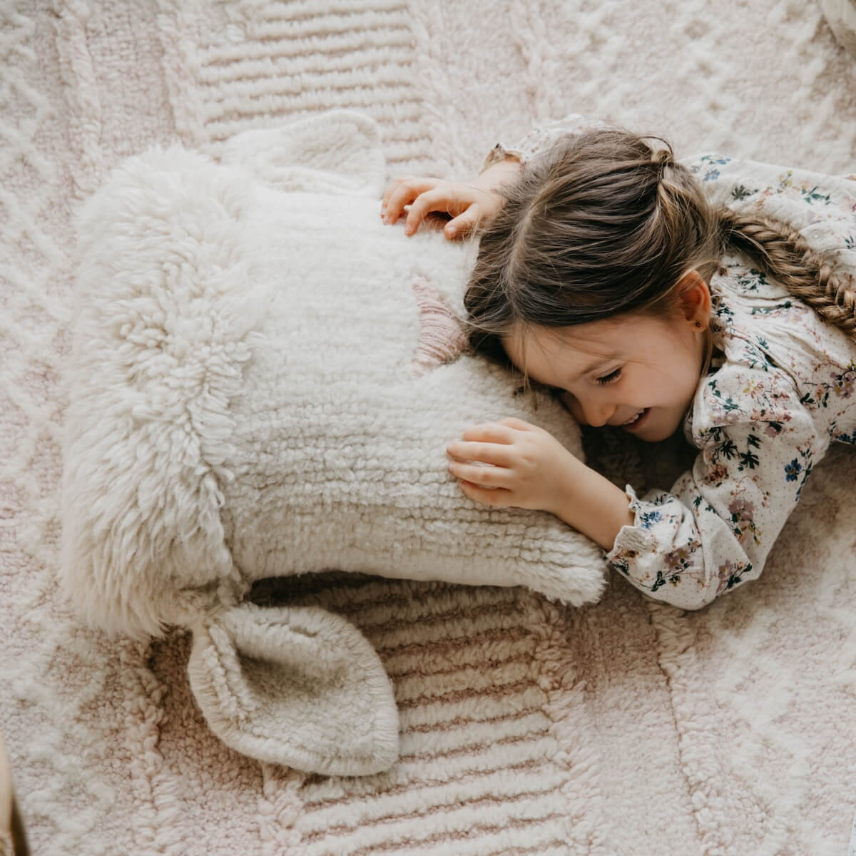 Woolable cushion 35x35cm Nose Sheep Lorena Canals pink