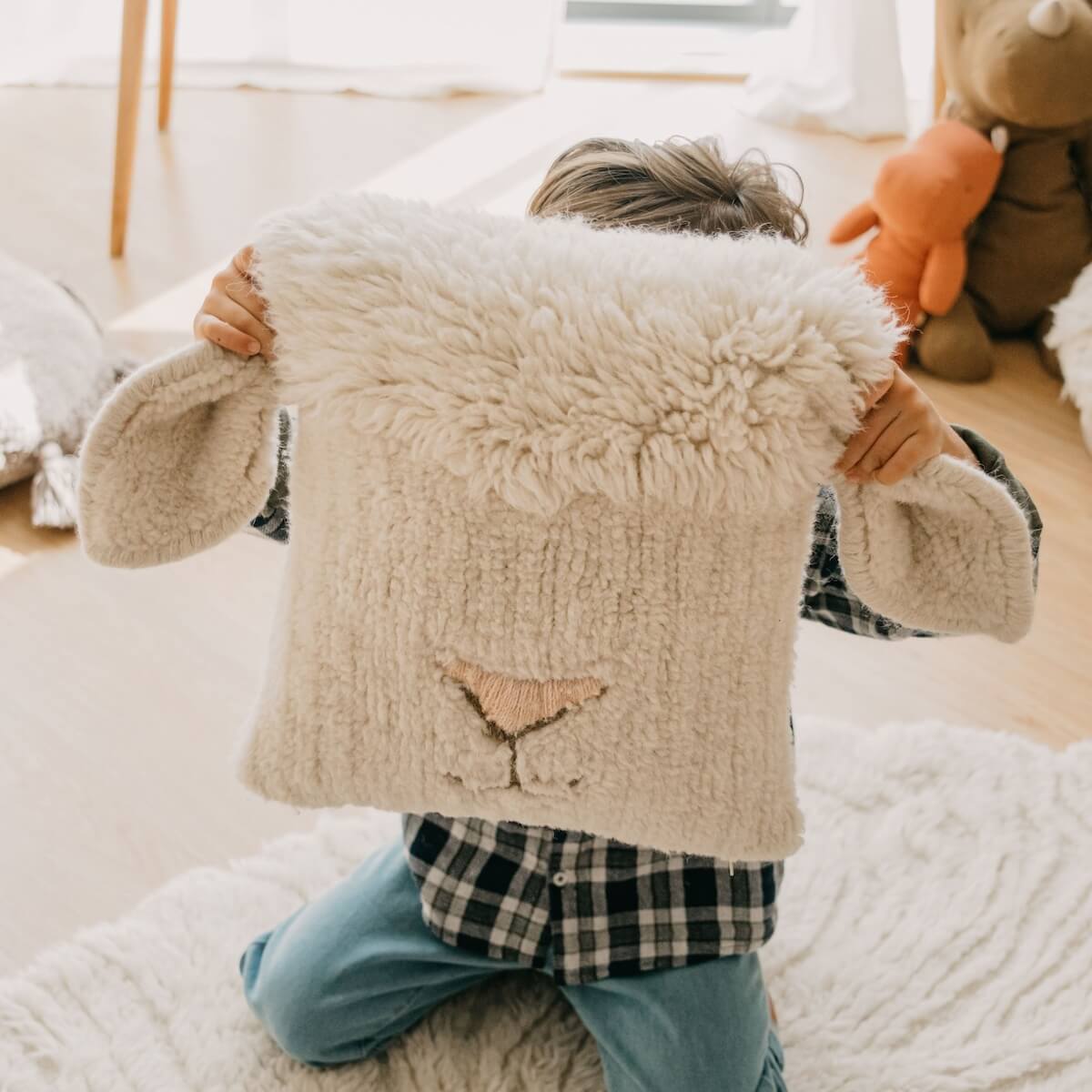 Woolable cushion 35x35cm Nose Sheep Lorena Canals pink